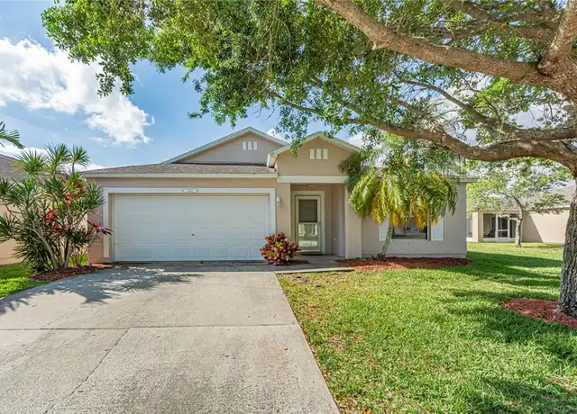 Property at 1142 N 13th Sq, Vero Beach, FL, 32960, 4 beds, 2 baths, [object Object]