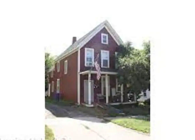 Property at 696 Conway St Unit 1, St Paul, MN, 55106, 1 bed, 1 bath, [object Object]