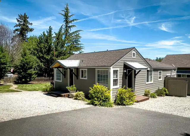 Property at 660 N Oregon St, Jacksonville, OR, 97530, 2 beds, 1 bath, [object Object]