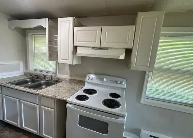 Property at 238 S Bridge St Unit D, Bedford, VA, 24523, 2 beds, 1 bath, [object Object]