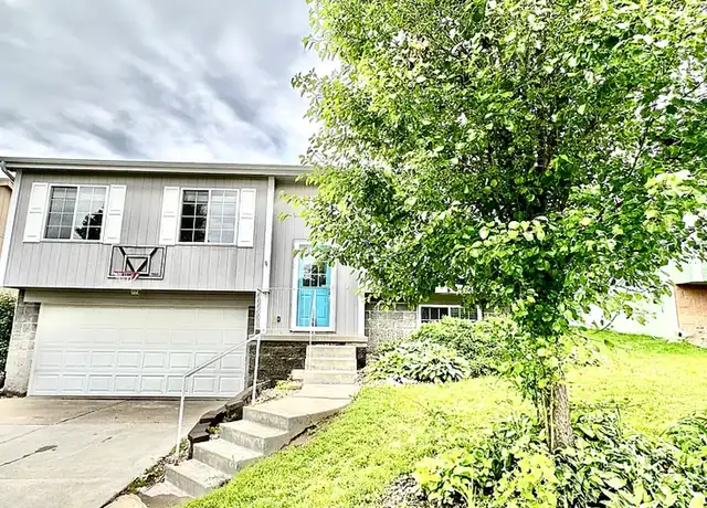 Property at 17029 Sprague St, Omaha, NE, 68116, 3 beds, 2 baths, [object Object]