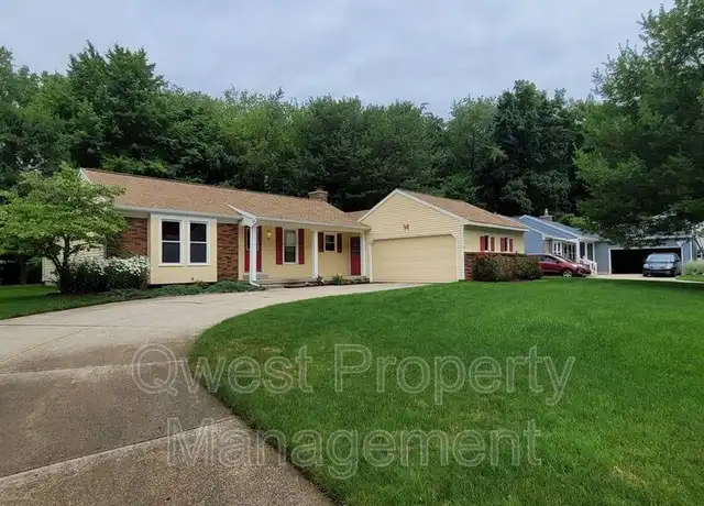 Property at 475 Adaway Ave SE, Ada, MI, 49301, 3 beds, 1.5 baths, [object Object]