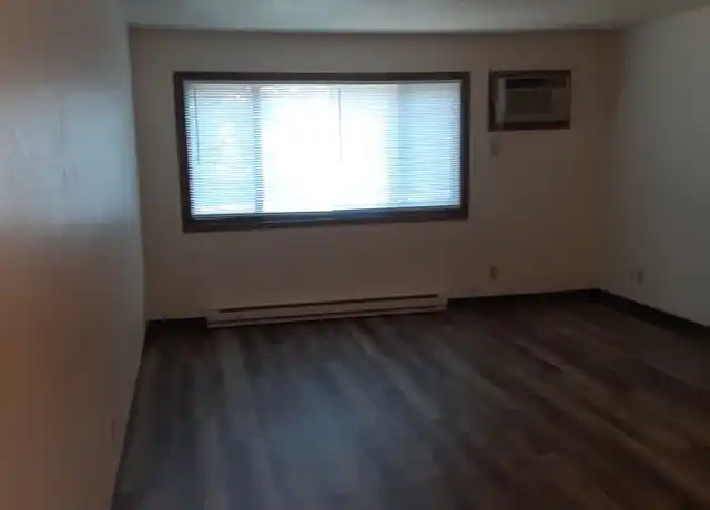 Property at 1073 Landeco Ln Unit 13, Grand Forks, ND, 58201, 1 bed, 1 bath, [object Object]