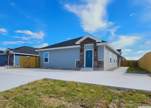 Property at 2325 N Valley Cir Unit B, La Feria, TX, 78559, 2 beds, 2 baths, [object Object]