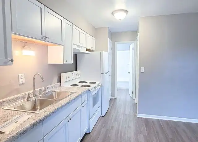 Property at 1053 South Jackson - 1053 S Jackson St, Frankfort, IN, 46041, 1 bed, 1 bath, [object Object]