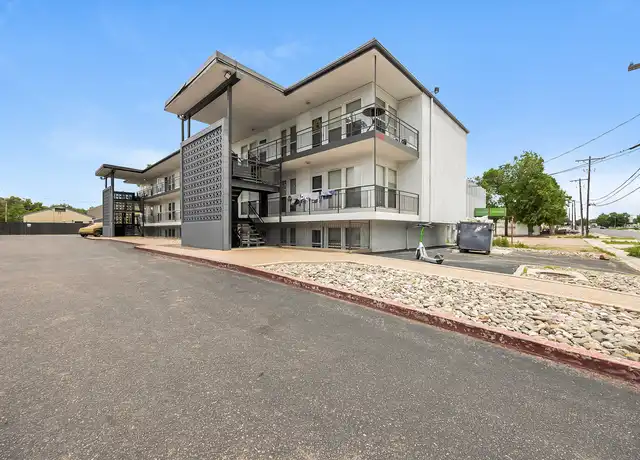 Property at 2130 E Boulder St Unit 105, Colorado Springs, CO, 80909, 1 bed, 1 bath, [object Object]