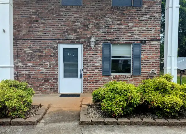 Property at 110 Stone Tree Dr Unit 1, Maryville, TN, 37801, 2 beds, 1.5 baths, [object Object]