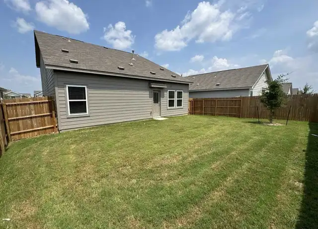 Property at 727 Barbarosa Rd Unit 4x, New Braunfels, TX, 78130, 4 beds, 3 baths, [object Object]