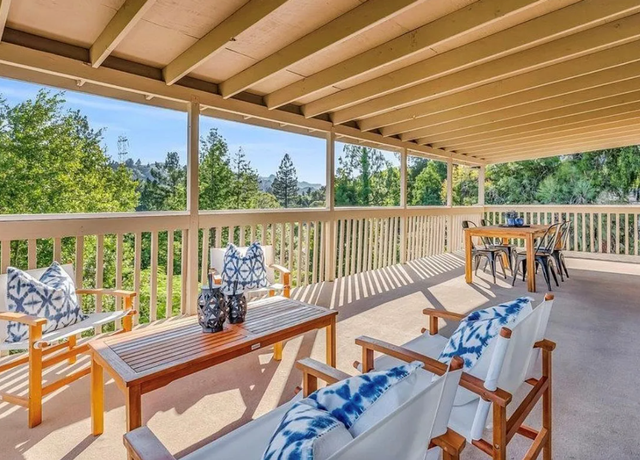 Photo of 11 Daisy Ln, Orinda, CA 94563