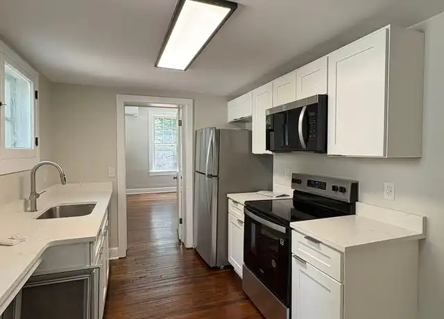 Property at 1525 Memorial Ave SW Apt D, Roanoke, VA, 24015, 1 bed, 1 bath, [object Object]