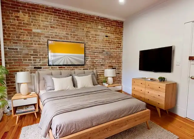 Property at 93 Marion St #8, Brookline, MA, 02446, 1 bed, 1 bath, [object Object]