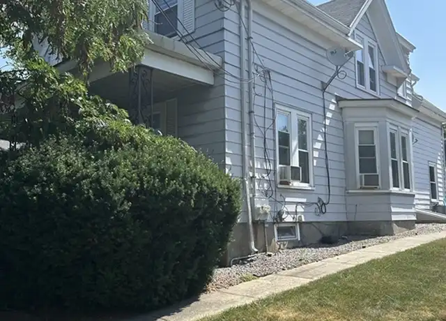 Property at 34 Penn St Unit 2/F, Quincy, MA, 02169, 3 beds, 1 bath, [object Object]