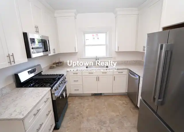 Property at 81 Waverly St Unit 2A, Brighton, MA, 02135, 3 beds, 1 bath, [object Object]