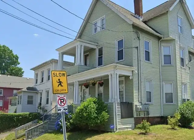 Property at 53 Brown St Unit 53, Hartford, CT, 06114, 3 beds, 1 bath, [object Object]