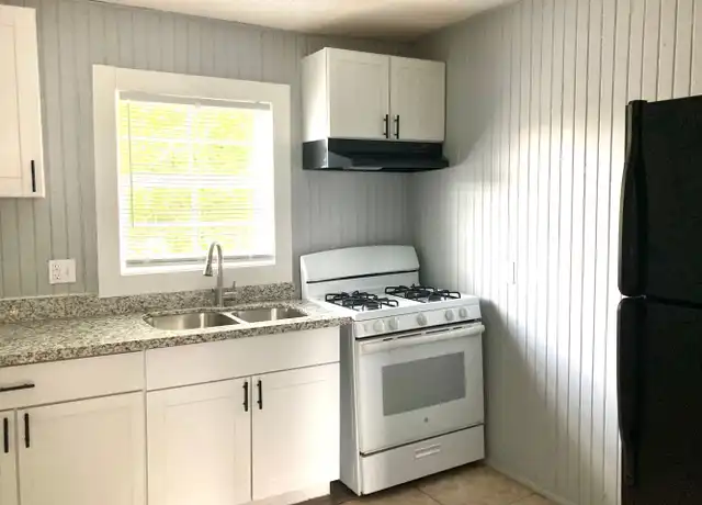 Property at 3315 Reeves St #6, Houston, TX, 77004, 2 beds, 1 bath, [object Object]