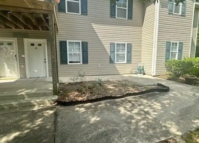 Property at 5138 Greenville Loop Rd Unit B, Wilmington, NC, 28409, 3 beds, 2 baths, [object Object]