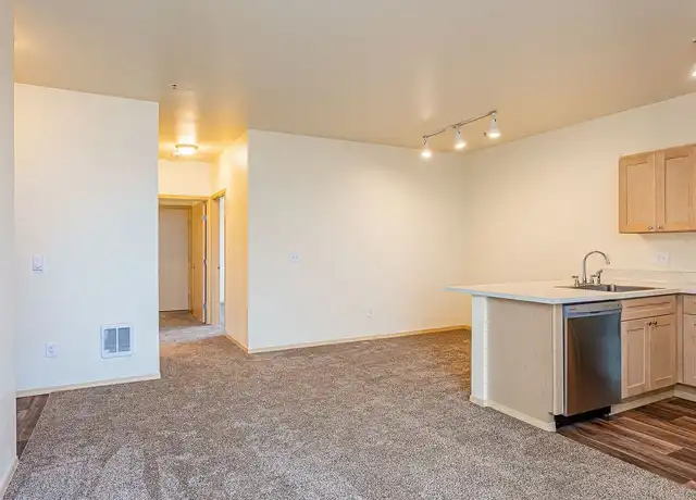 Property at Stillwater Apartments - 245 Tacoma Ave S, Tacoma, WA, 98402, 1 bed, 1 bath, [object Object]