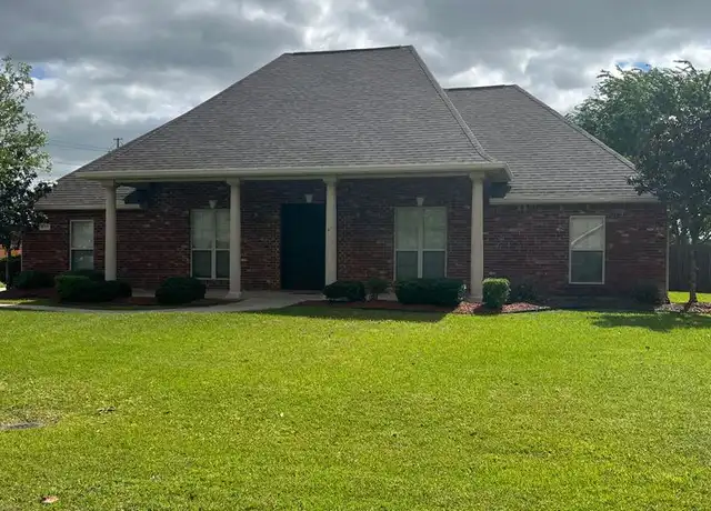 Property at 5717 W Kayleigh Ln, Lake Charles, LA, 70605, 4 beds, 3 baths, [object Object]