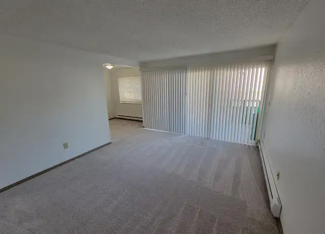 Property at 3009 NE 120th St Unit 102, Seattle, WA, 98125, 1 bed, 1 bath, [object Object]