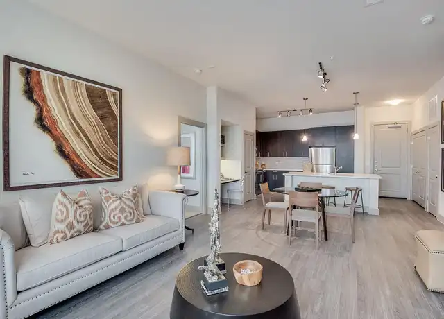 Property at Windsor at West University - 2630 Bissonnet St, Houston, TX, 77005, 2 beds, 2 baths, [object Object]