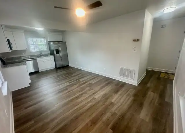 Property at 1606 Parks Ave Unit 1606, Virginia Beach, VA, 23451, 2 beds, 1 bath, [object Object]