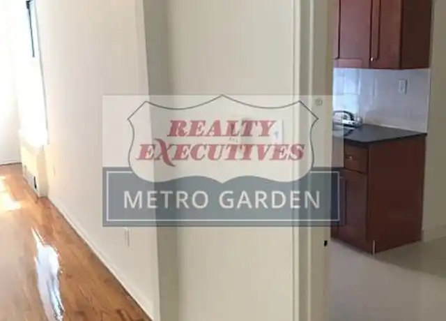Property at 65-10 108th St Unit 3, Forest Hills, NY, 11375, 1 bed, 1 bath, [object Object]