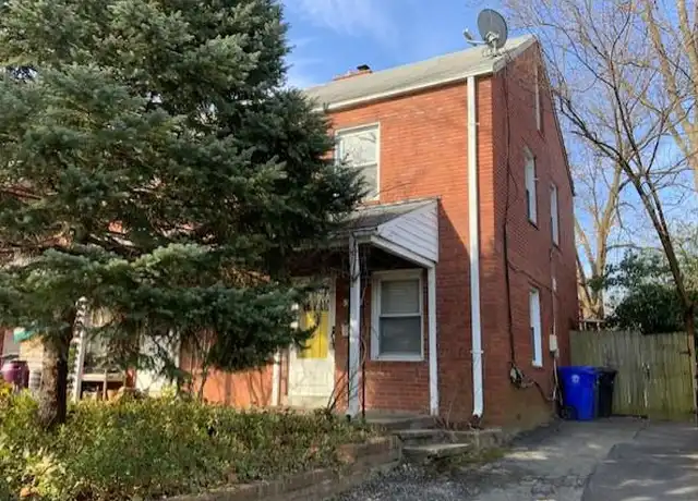 Property at 300 S Veitch St, Arlington, VA, 22204, 3 beds, 1.5 baths, [object Object]