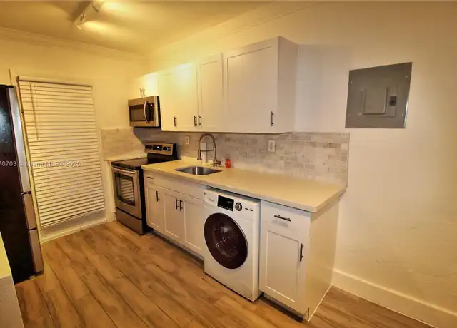 Property at 890 NW 45th Ave #4, Miami, FL, 33126, 1 bed, 1 bath, [object Object]