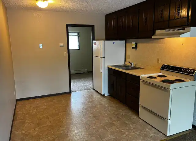 Property at 1419 Case Ave E Unit 8, St Paul, MN, 55106, 1 bed, 1 bath, [object Object]