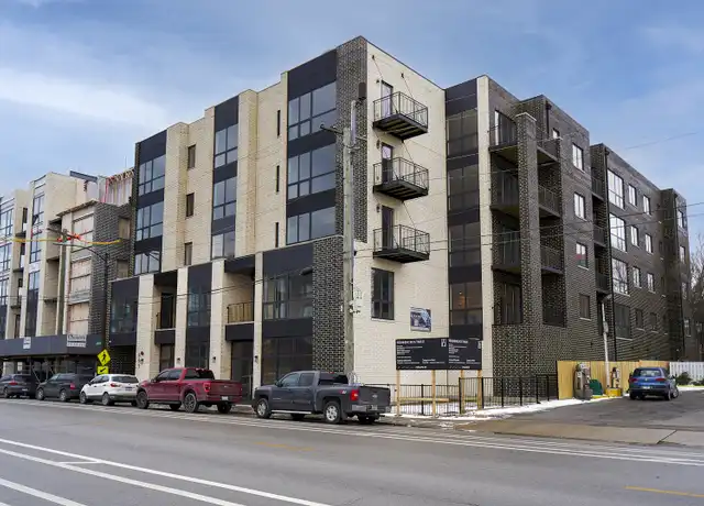 Property at 503 E Pershing Rd Unit 301, Chicago, IL, 60653, 2 beds, 2 baths, [object Object]