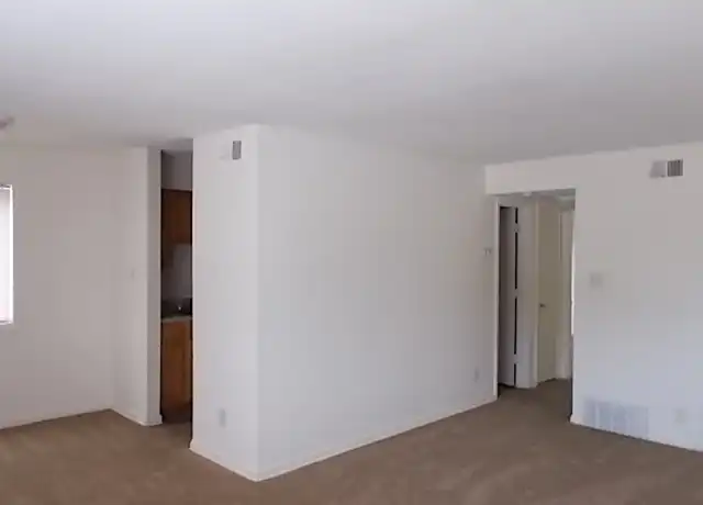 Property at 21 Roland Dr Unit 11, Hampton, VA, 23669, 2 beds, 1 bath, [object Object]