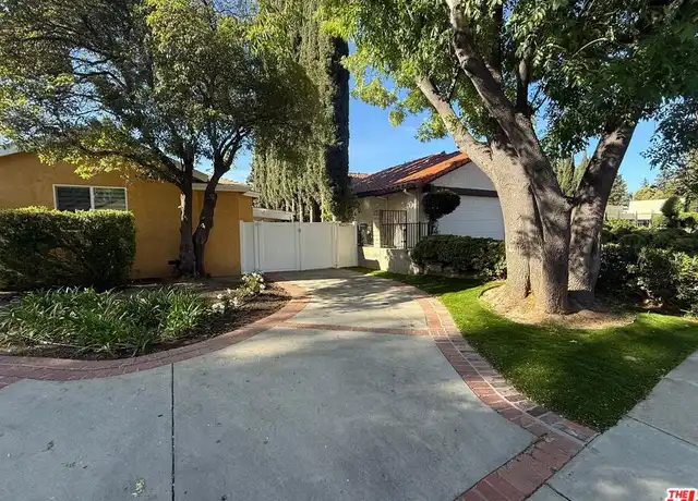 Property at 10229 Jumilla Ave, Chatsworth, CA, 91311, 2 beds, 1 bath, [object Object]