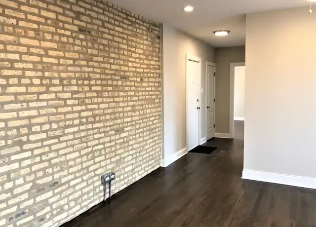 Property at 1432 W Farragut Ave Unit 3D, Chicago, IL, 60640, 2 beds, 1 bath, [object Object]