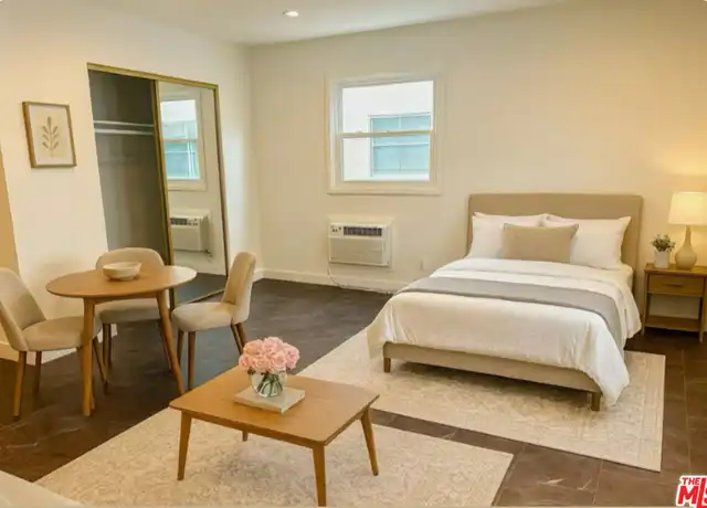 Property at 137 S Crescent Dr Unit 5, Beverly Hills, CA, 90212, 0 beds, 1 bath, [object Object]