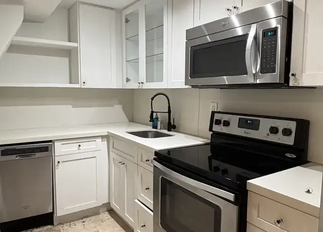 Property at 1619 Pennsylvania Ave Unit 2, Miami Beach, FL, 33139, 2 beds, 1 bath, [object Object]