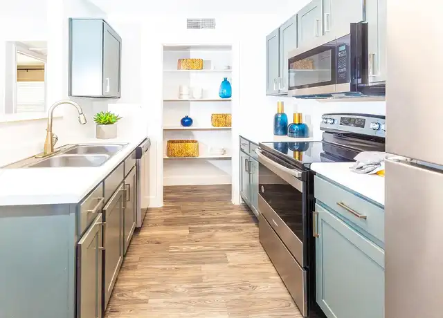Property at Heritage at Deer Valley - 3010 W Yorkshire Dr, Phoenix, AZ, 85027, 1-3 bed, 1-2 bath, [object Object]