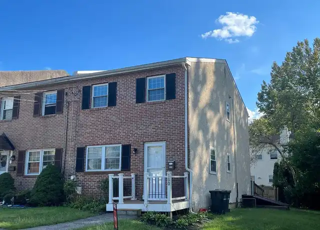 Property at 160 Montgomery Ave, Phoenixville, PA, 19460, 3 beds, 1.5 baths, [object Object]