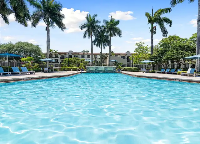 Photo of 1601 S Hiatus Rd, Pembroke Pines, FL 33025