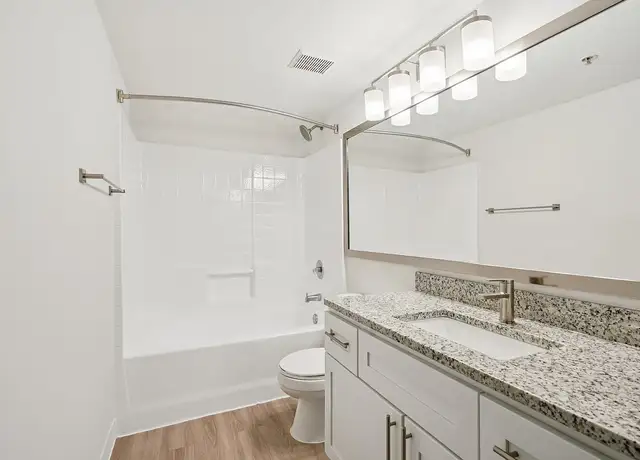Photo of 1601 S Hiatus Rd, Pembroke Pines, FL 33025