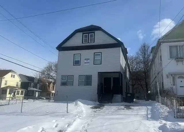 Property at 301 Maple St Unit ST2, Syracuse, NY, 13210, 2 beds, 1 bath, [object Object]