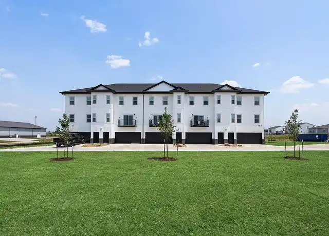 Property at Twin Oaks Apartments - 402 Fast Ln, Cedar Falls, IA, 50613, 2-3 beds, 2.5 baths, [object Object]