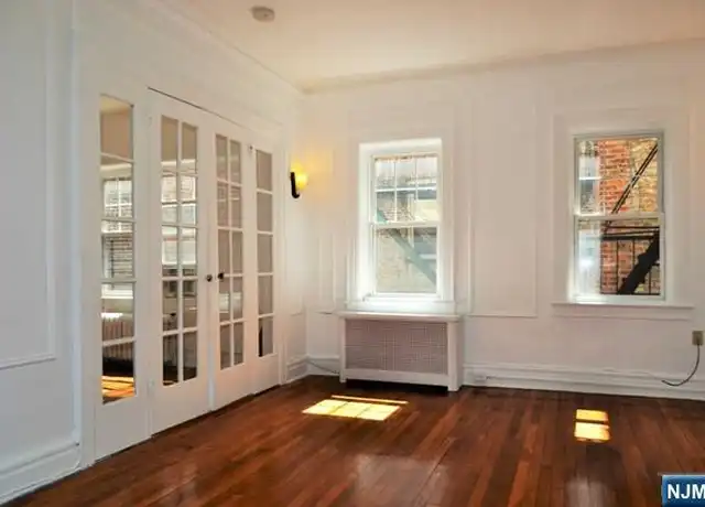 Property at 40 74th St Unit 3C, North Bergen, NJ, 07047, 2 beds, 1 bath, [object Object]