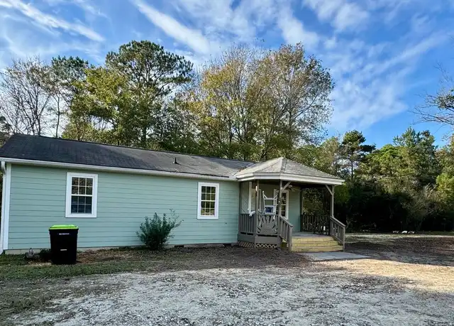 Property at 223 Deer Rd, Hubert, NC, 28539, 2 beds, 1 bath, [object Object]