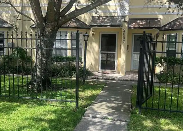 Property at 2007 W De Leon St, Tampa, FL, 33606, 2 beds, 2 baths, [object Object]