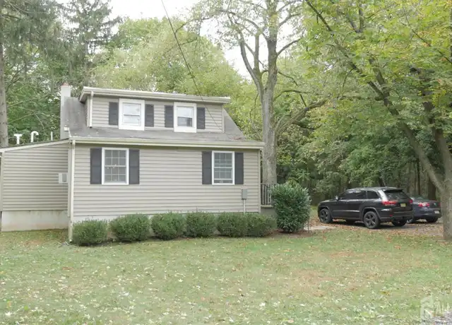 Property at 642 River Rd Unit Back, Piscataway, NJ, 08854, 2 beds, 1.5 baths, [object Object]