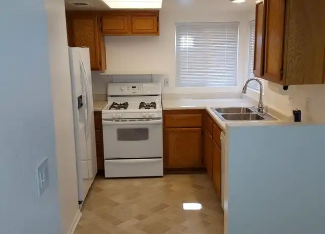 Property at 2139 High Dunes Ln, Laughlin, NV, 89029, 3 beds, 2 baths, [object Object]