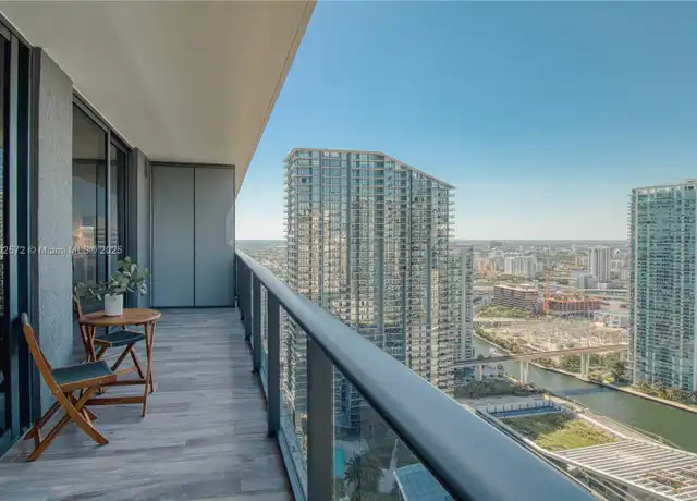 Property at 801 S Miami Ave #3808, Miami, FL, 33130, 1 bed, 2 baths, [object Object]