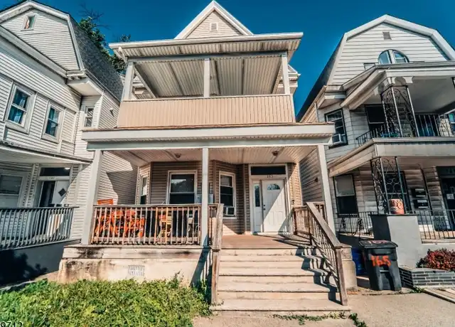Property at 163 N Oraton Pkwy, East Orange, NJ, 07017, 3 beds, 1 bath, [object Object]