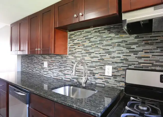 Property at 4565 Northland Square Dr E Unit 2388 L, Columbus, OH, 43229, 1 bed, 1 bath, [object Object]