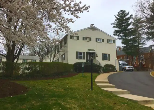 Property at 5358 Pooks Hill Rd, Bethesda, MD, 20814, 3 beds, 3 baths, [object Object]